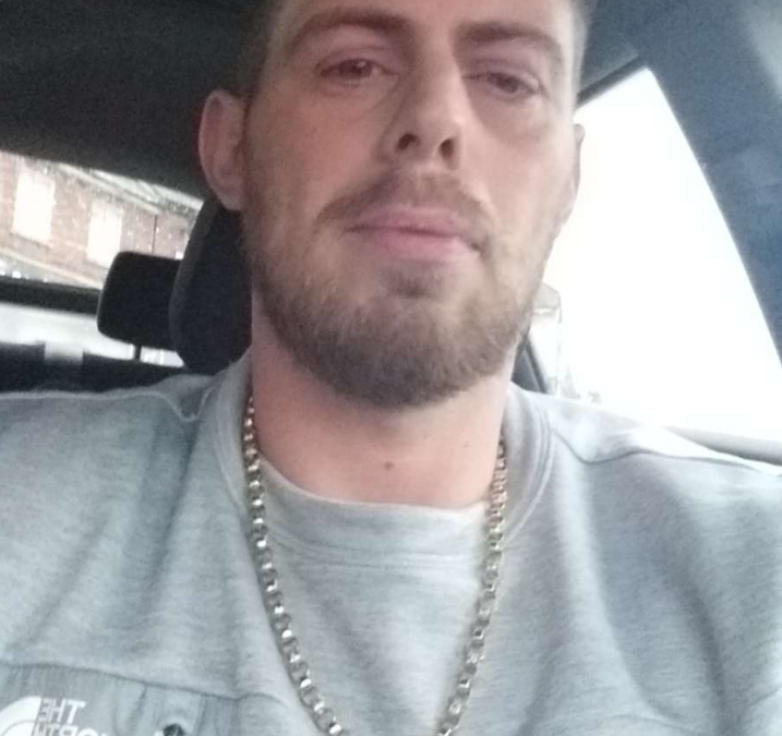 Man, 32, stabbed in Sheffield named