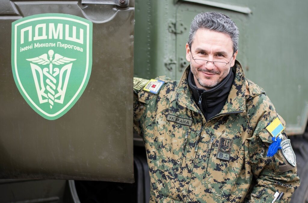 Lawyer-turned-doctor on a quest to save Ukrainian soldiers