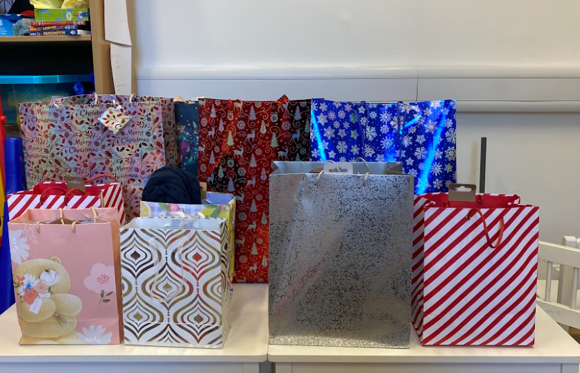 Sheffield’s Snowdrop Project donates Christmas bags for modern slavery and human trafficking survivors