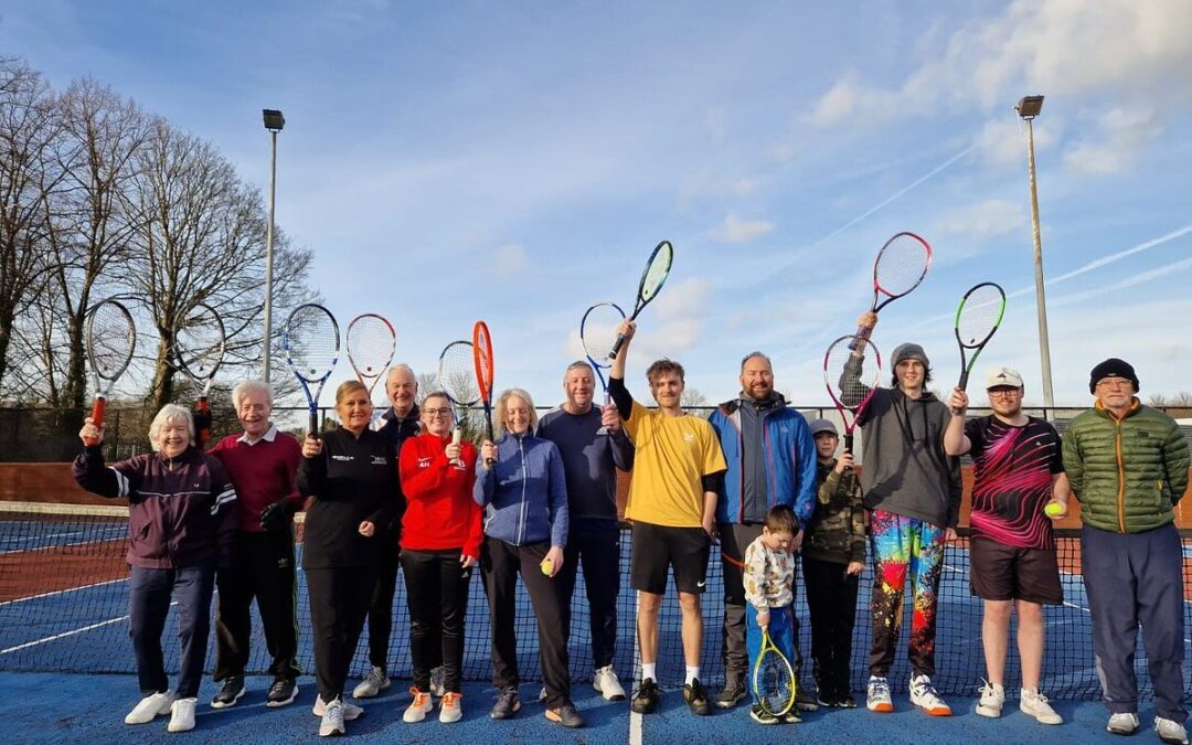 Tennis club on the brink of collapse urges residents to donate to their fundraiser